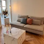 公寓 Hideaway Courtyard 欧登塞