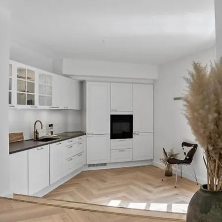 Hideaway Courtyard *