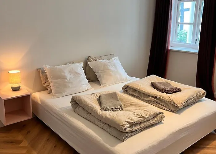 Hideaway Courtyard *